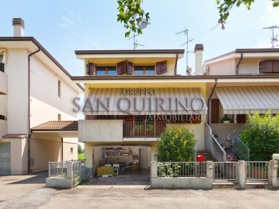 casa indipendente in vendita a Fabbrico in zona Rifugio
