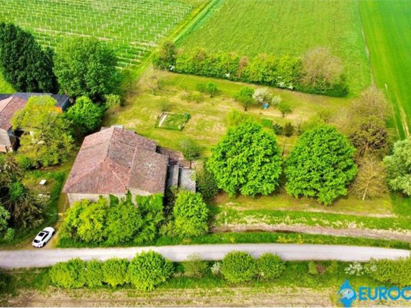 casa indipendente in vendita a Fabbrico