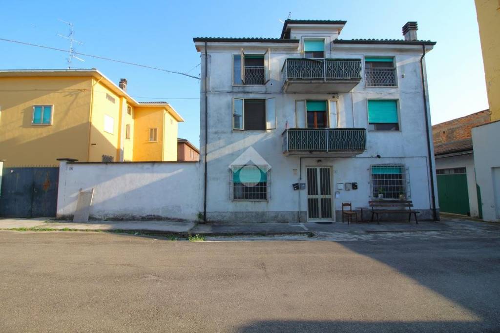casa indipendente in vendita a Fabbrico