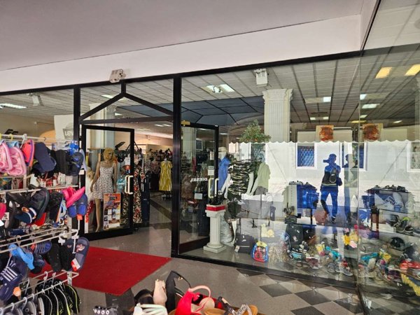 locale commerciale in vendita a Fabbrico