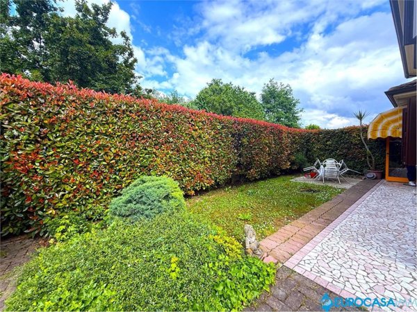 casa indipendente in vendita a Fabbrico