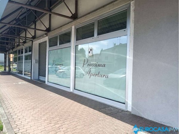 negozio in vendita a Fabbrico