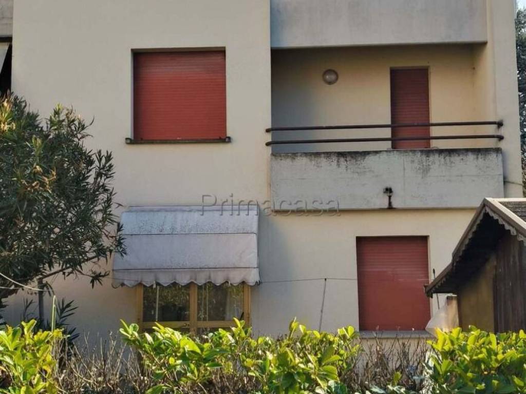 casa indipendente in vendita a Fabbrico