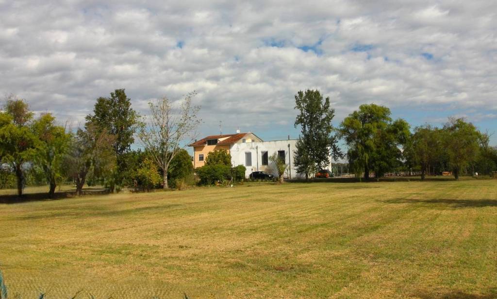 casa indipendente in vendita a Fabbrico