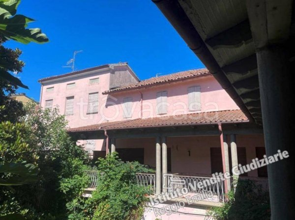 capannone in vendita a Fabbrico in zona Ponte Bisciolino
