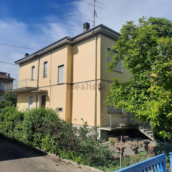 casa indipendente in vendita a Fabbrico