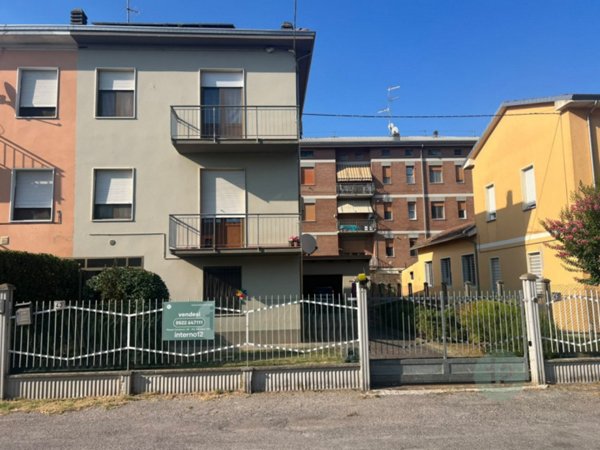 casa indipendente in vendita a Fabbrico in zona Ponte Bisciolino