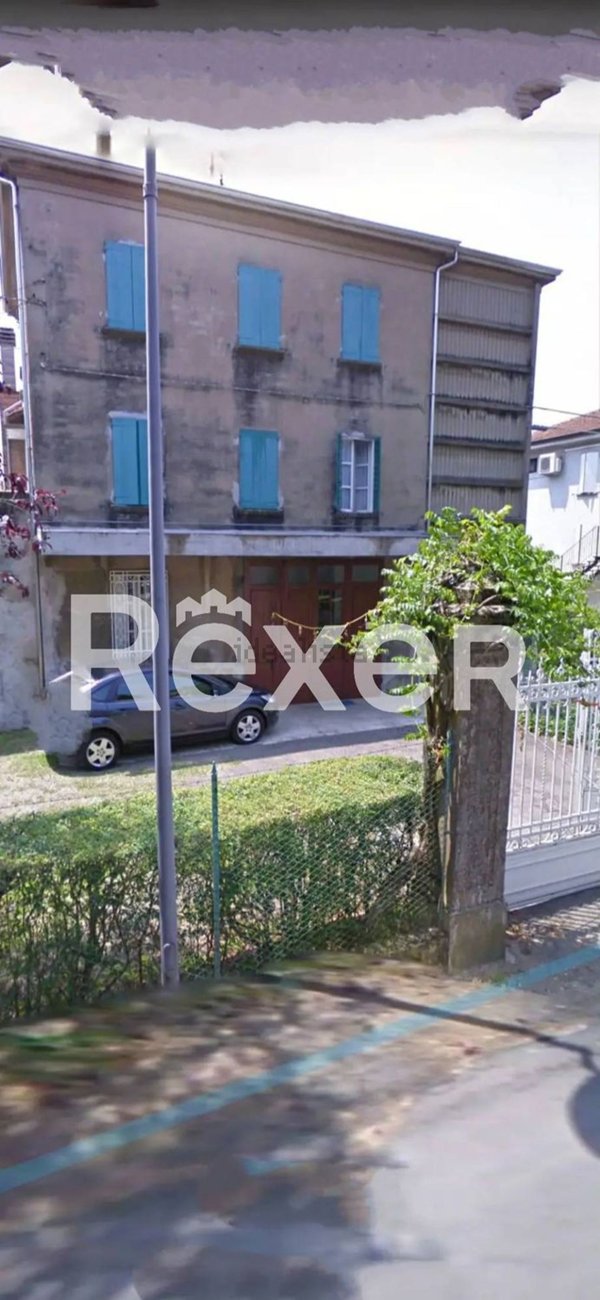 casa semindipendente in vendita a Fabbrico in zona Ponte Bisciolino