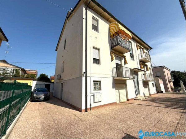 appartamento in vendita a Fabbrico in zona Ponte Bisciolino