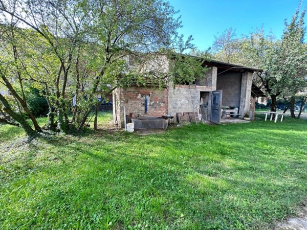 casa indipendente in vendita a Gattatico in zona Praticello