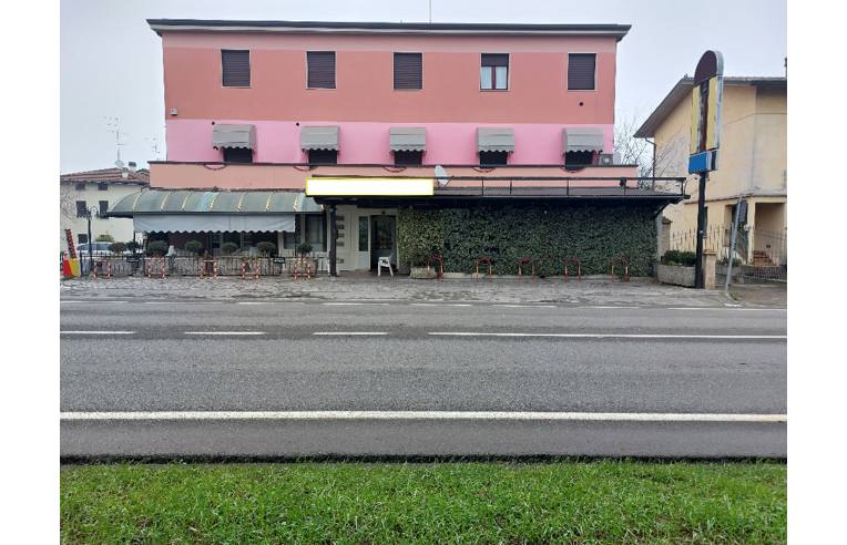 intera palazzina in vendita a Gattatico