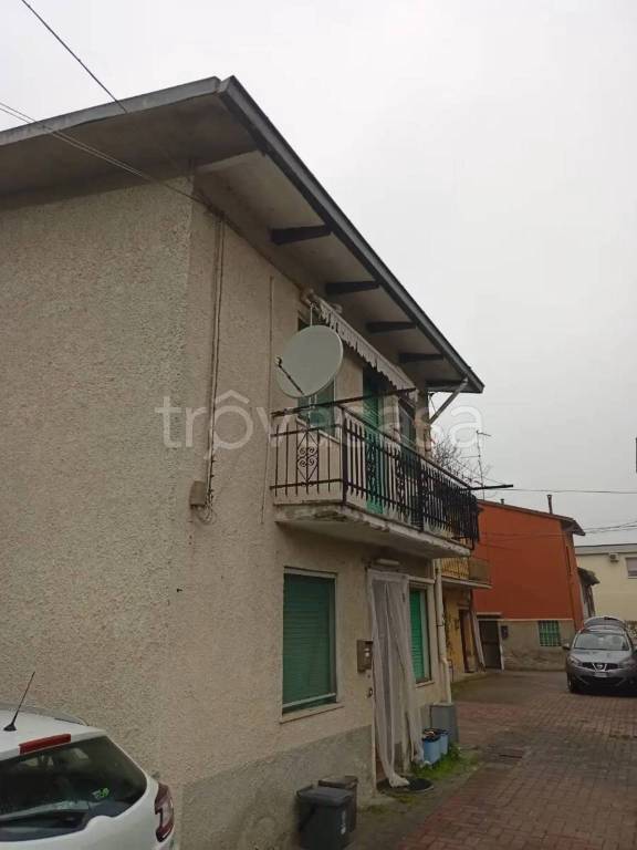 casa indipendente in vendita a Gattatico in zona Praticello