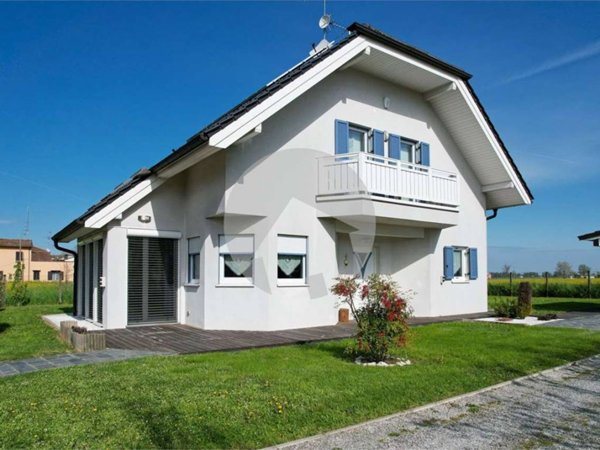 casa indipendente in vendita a Gattatico in zona Nocetolo