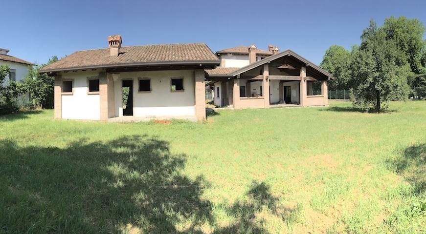 casa indipendente in vendita a Gattatico
