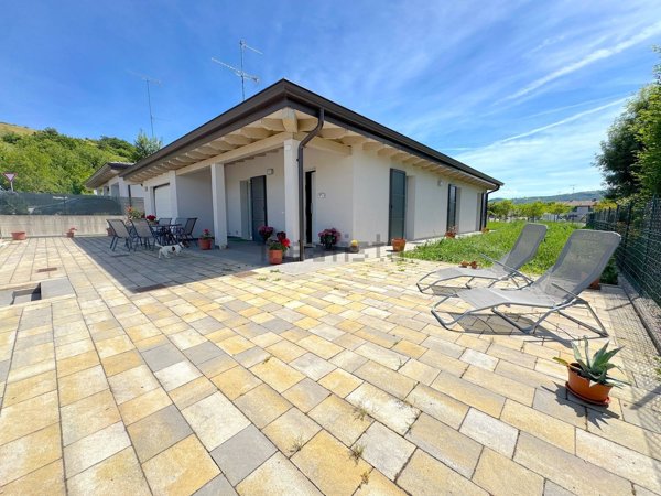 casa indipendente in vendita a Gattatico