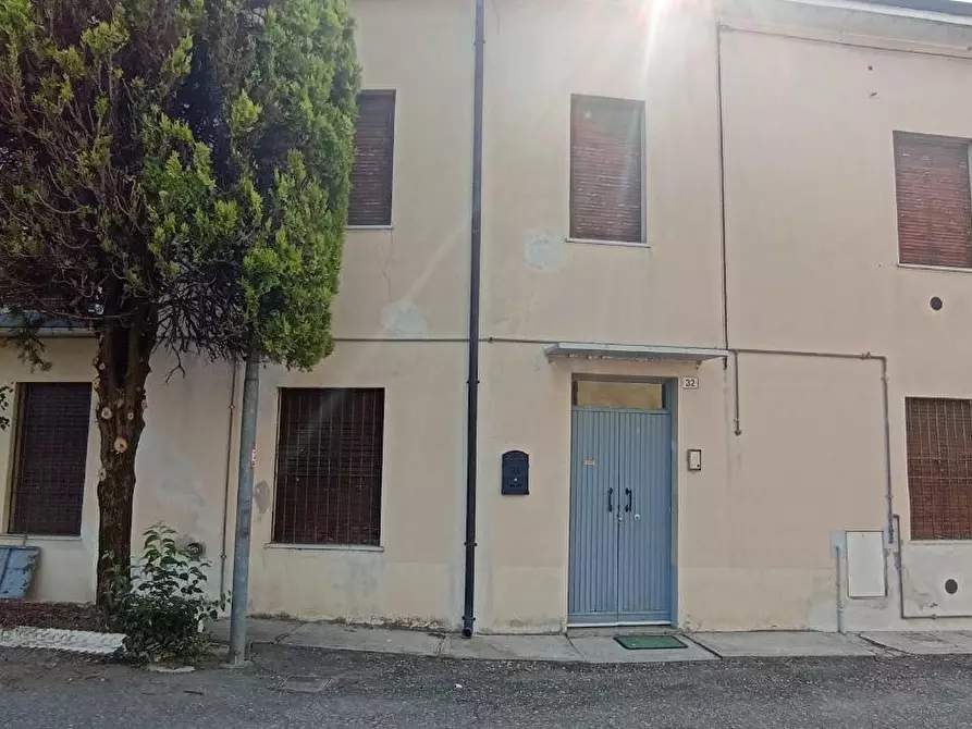 casa indipendente in vendita a Gattatico