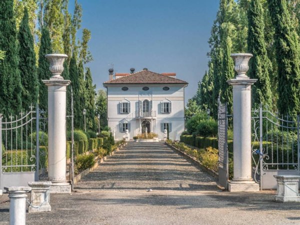 casa indipendente in vendita a Gattatico