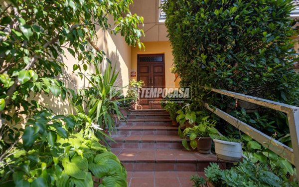 casa indipendente in vendita a Gattatico