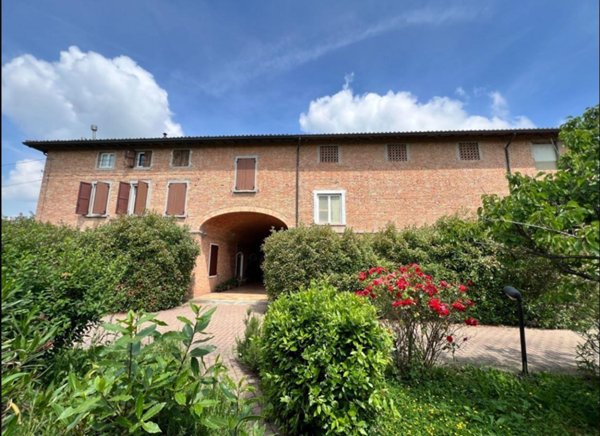 casale in vendita a Gattatico in zona Praticello