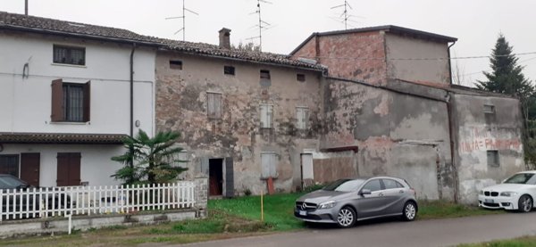 casa semindipendente in vendita a Gattatico