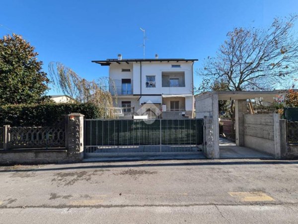 appartamento in vendita a Gattatico in zona Taneto