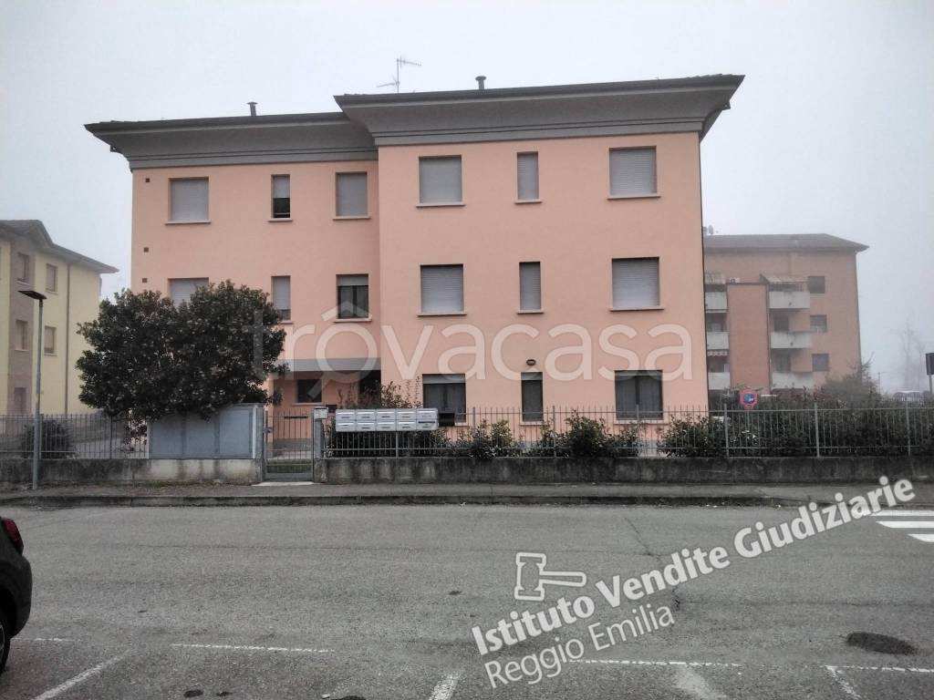 appartamento in vendita a Gattatico in zona Praticello
