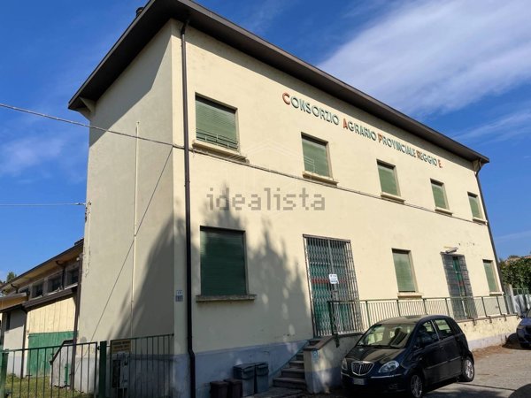 negozio in vendita a Gattatico in zona Praticello