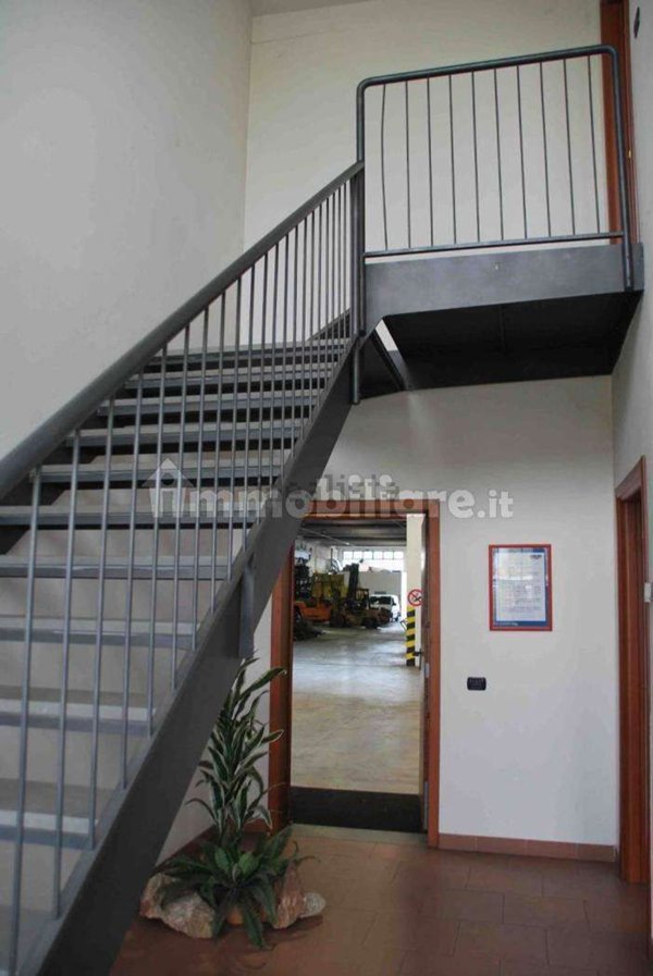 capannone in vendita a Gattatico