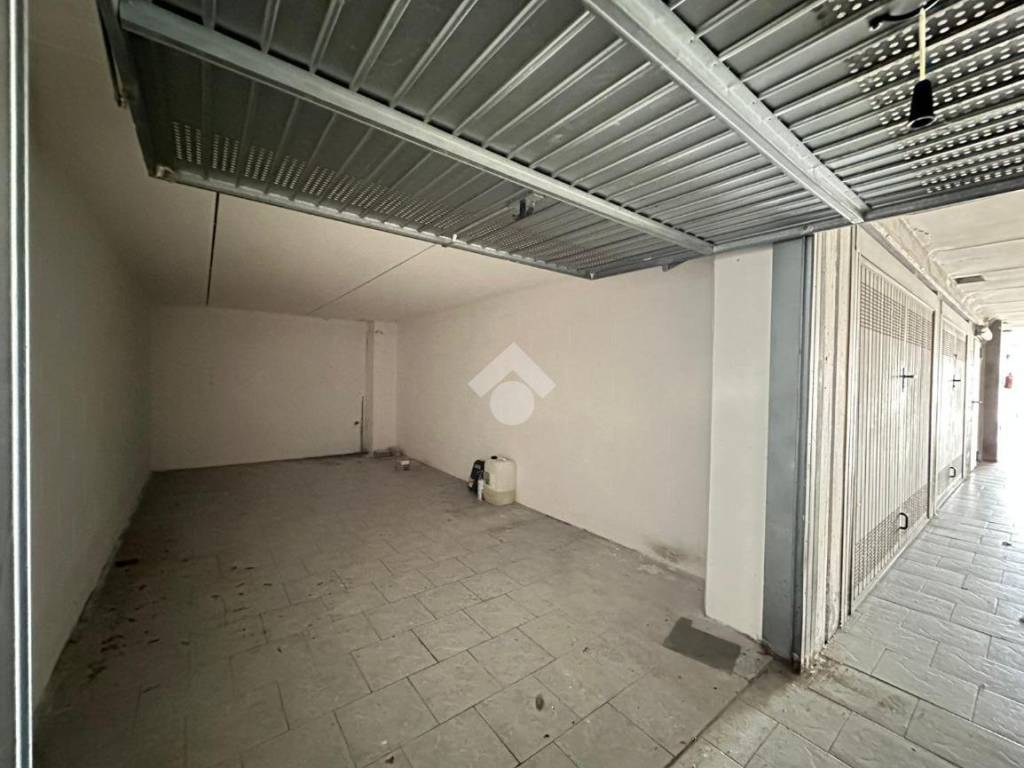 locale di sgombero in vendita a Gattatico in zona Praticello