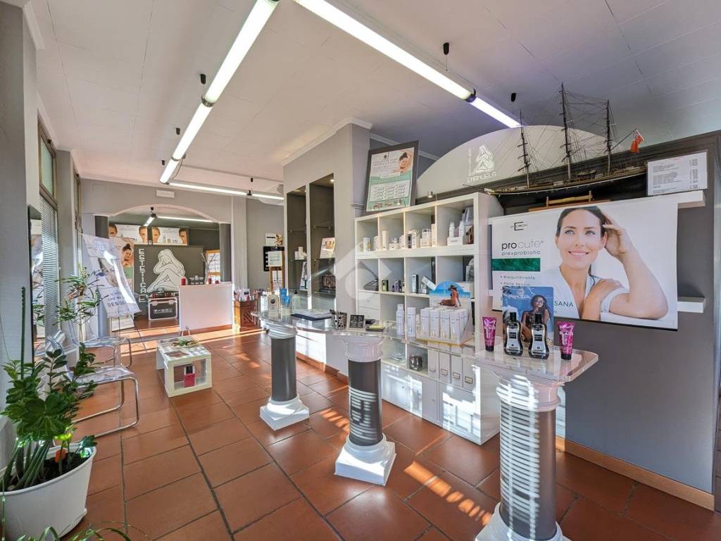 negozio in vendita a Gattatico in zona Praticello