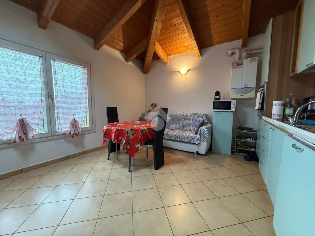 appartamento in vendita a Gattatico in zona Praticello