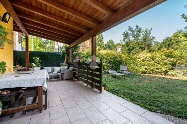 casa indipendente in vendita a Gattatico in zona Praticello