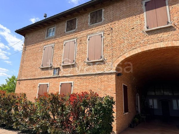 casa indipendente in vendita a Gattatico in zona Praticello