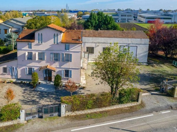 casa indipendente in vendita a Gattatico