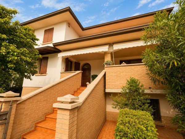 casa indipendente in vendita a Gattatico in zona Praticello