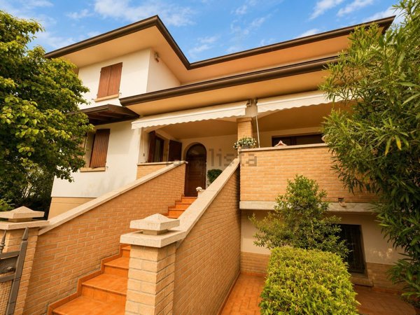 casa indipendente in vendita a Gattatico in zona Praticello
