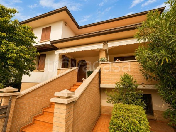 casa indipendente in vendita a Gattatico in zona Praticello