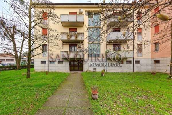 appartamento in vendita a Gualtieri in zona Santa Vittoria