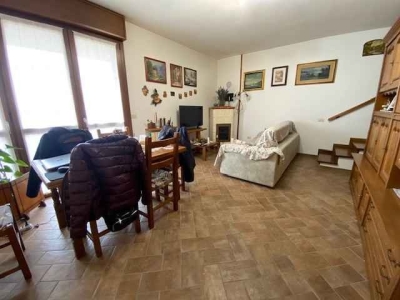 casa indipendente in vendita a Gualtieri
