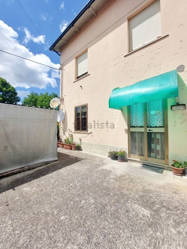 casa indipendente in vendita a Gualtieri