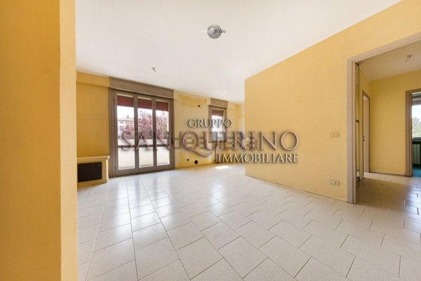 appartamento in vendita a Gualtieri in zona Santa Vittoria