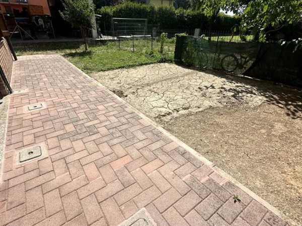 appartamento in vendita a Gualtieri in zona Santa Vittoria