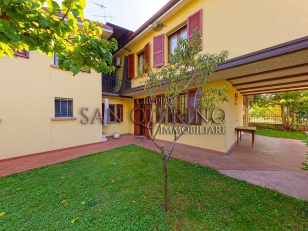 casa indipendente in vendita a Gualtieri
