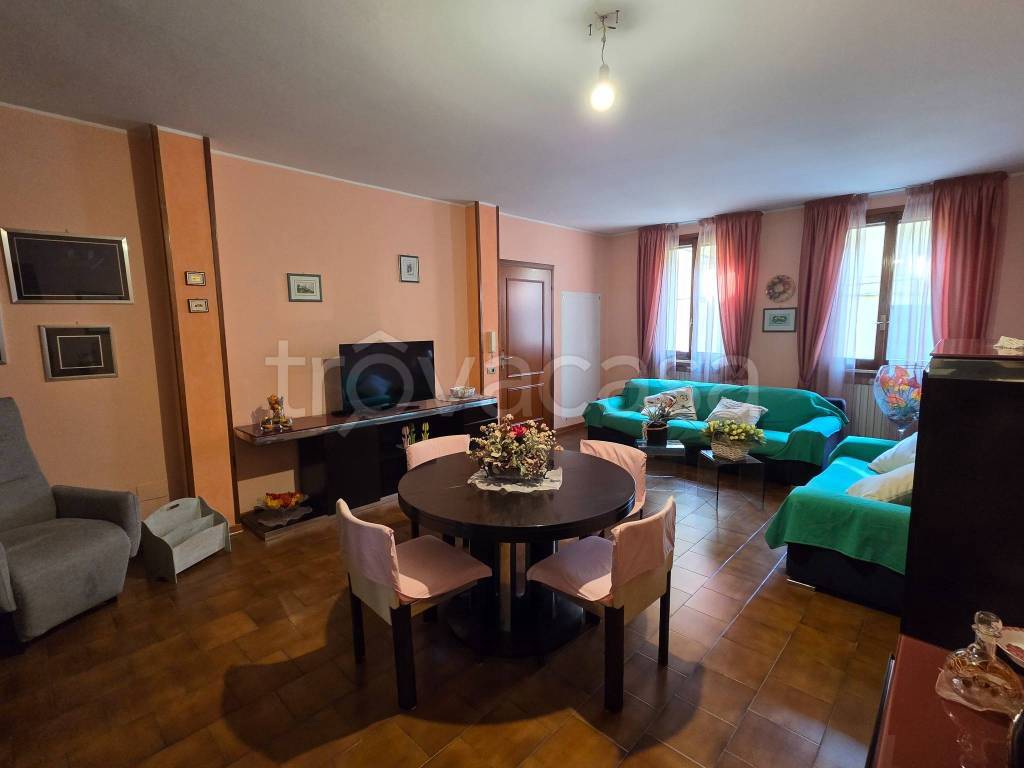 appartamento in vendita a Gualtieri