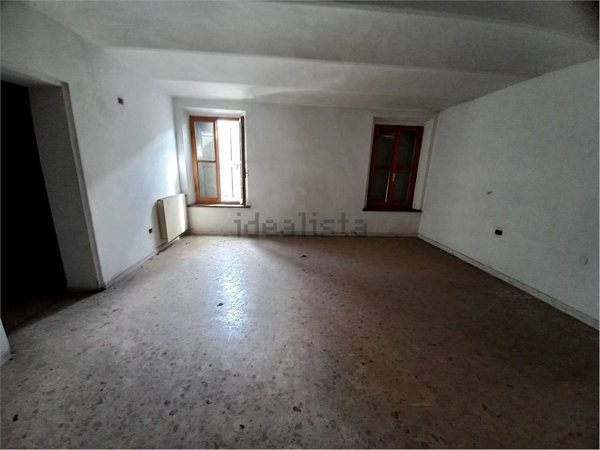 casa indipendente in vendita a Gualtieri