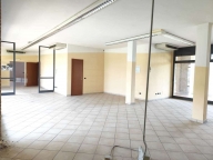 ufficio in vendita a Gualtieri in zona Santa Vittoria