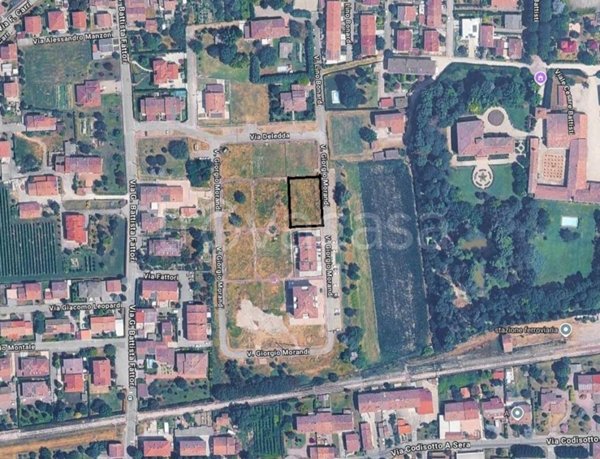 casa indipendente in vendita a Gualtieri