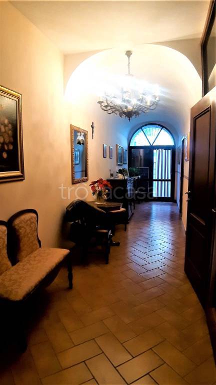 casa indipendente in vendita a Guastalla