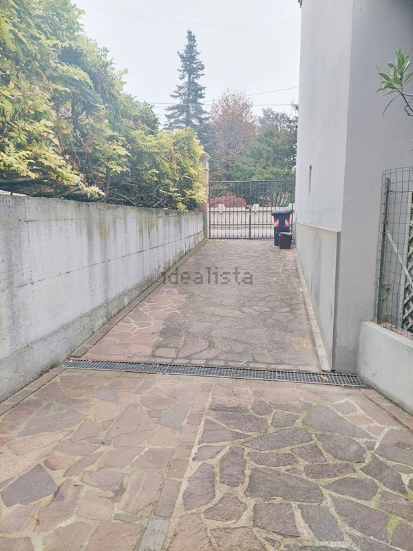 casa indipendente in vendita a Guastalla