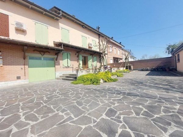 quadrivano in vendita a Guastalla
